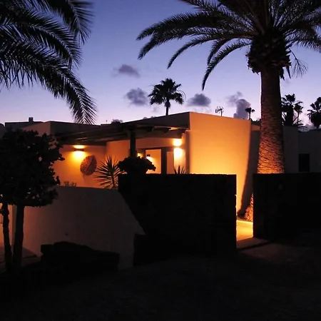 شقة Lido-playa Roca With Sea Front Access - Free Ac - Wifi *