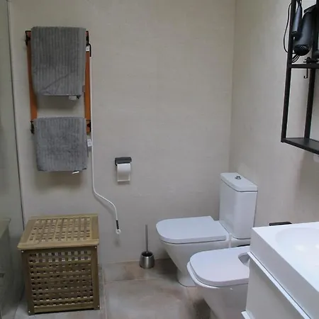 شقة Lido-playa Roca With Sea Front Access - Free Ac - Wifi